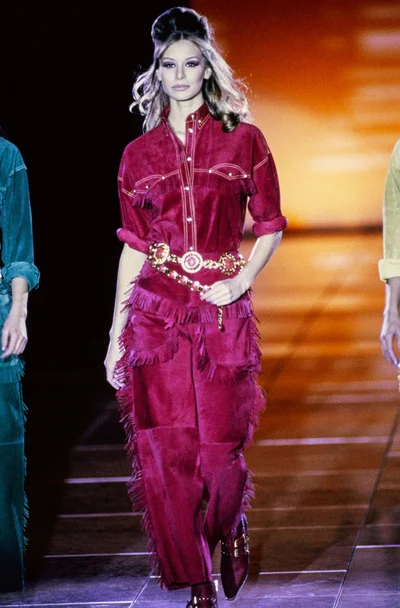 Look 16